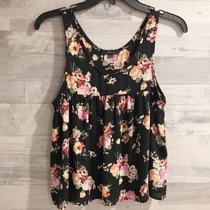 Soprano Black Floral Tank Top Sz XS